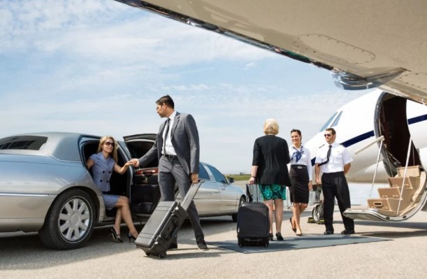 How Airport Limo Services Add Luxury and Convenience to Your Airport Commute How Airport Limo Services Add Luxury and Convenience to Your Airport Commute